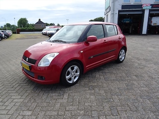 Suzuki Swift 1.3 5D Shogun