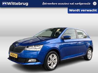 Skoda Fabia 1.0 TSI Style / Carplay / 15 Inch / Parkeersensoren / climate / Stoelverwarming