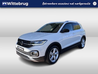 Volkswagen T-Cross 1.0 TSI Style / Virtual Cockpit / Trekhaak / 17 Inch / DSG / Stoelverwarming / getint glas / Navigatie