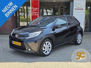 Toyota Aygo 1.0 VVT-i MT first AD-CRUISE APPLE/ANDROID DONKERE RAMEN LM-VELGEN DAB+ NL-AUTO