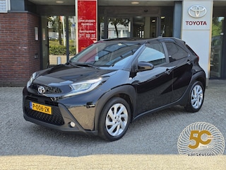 Toyota Aygo 1.0 VVT-i MT first AD-CRUISE APPLE/ANDROID DONKERE RAMEN LM-VELGEN DAB+ NL-AUTO