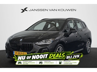 BMW 2-serie Tourer 220i M Sport Trekhaak Leder Stoelverwarming 360-Camera