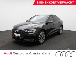 Audi E-tron 55 quattro Business edition Plus 95 kWh 408pk | Panoramadak | Lederen bekleding | Elektrisch verstelbare voorstoelen | Parkeercamera |
