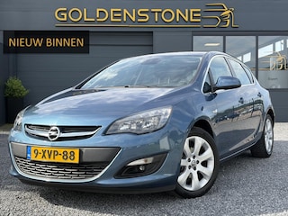 Opel Astra 1.4 Turbo Blitz 1e Eigenaar,Trekhaak,120pk,Navi,Dealer Onderhouden,6 Bak,Pdc,Lm velgen,N.A.P,Apk tot 11-2026