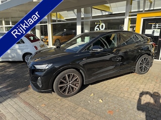 Audi Q4 50 quattro NL AUTO Launch edition S Competition 77 kWh CAMERA NAVIGATIE