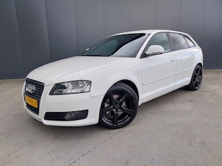 Audi A3 Sportback 1.4 TFSI Attraction NAVI CRUISE ECC TREKHAAK