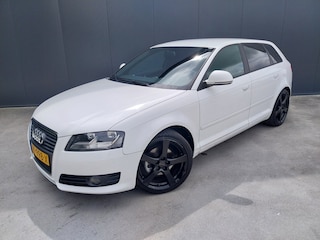 Audi A3 Sportback 1.4 TFSI Attraction NAVI CRUISE ECC TREKHAAK
