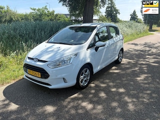 Ford B-MAX 1.0 EcoBoost Titanium Airco Navi Trekhaak Pdc Cruise Achteruitrijcamera