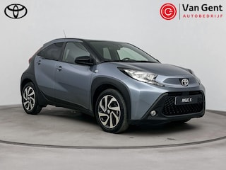 Toyota Aygo 1.0 VVT-i S-CVT Pulse | Apple Carplay / Android Auto | Adaptive Cruise | Clima | Camera | 17 inch | Privacy glas