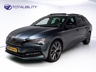 Skoda Superb Combi 1.4 TSI iV Sportline Business | Panodak | Trekhaak | Stuur,- Stoel, Achterbank verw. | 360 Camera | Canton audio| Elec. achterklep, Adaptieve Cruise met travelassist, App. connect, Navigatie, Stoelen met geheugen