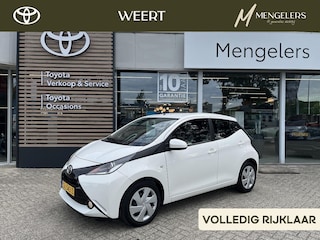 Toyota Aygo 1.0 VVT-i X-Play | Camera | NL-Auto | Navigatie