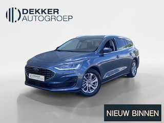 Ford Focus 1.0 EcoBoost Hybrid 125 pk Titanium Wagon groot navigatie - Apple Carplay/ Android Auto - Winter Pack - Parkeersensoren