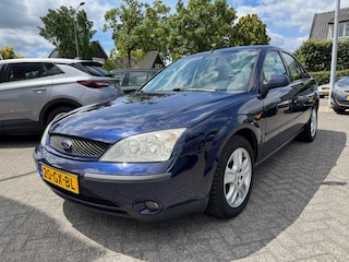 Ford Mondeo 2.0-16V Ghia Automaat,Airco,Cruise,Nap,Trekhaak