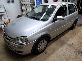 Opel Corsa 1.4-16V Enjoy *airco, 5deurs,elektr.pakket,inruil*