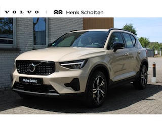 Volvo XC40 2.0 B4 Plus Dark