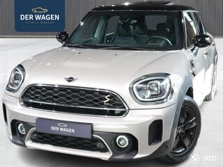 Mini Countryman COOPER SE ALL4 / H&K / PANO / HUD / LEDER / MEMORY