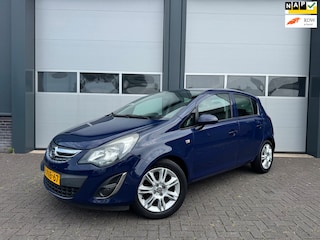 Opel Corsa 1.2-16V BlitZ Airco Cruise PDC Navigatie
