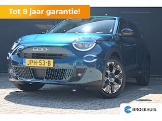 Fiat 600 e La Prima 54 kWh tot 8 Jaar Garantie! | Navigatie | Vol-Leder | Stoelverwarming | Elektr. Achterklep | Achteruitrijcamera | !!