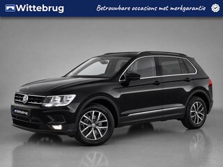 Volkswagen Tiguan 1.5 TSI ACT Comfortline / Navigatie / Parkeersensoren V+A / Zwenkbare trekhaak / Climate controle /