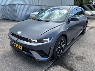 Hyundai Ioniq 5 N Line Edition 84 kWh | Camera | Trekhaak | Carplay | Adaprive cruise controle | Elektrische voorstoelen | Parkeersensoren voor en achter | Warmtepomp | Stoelverwarming