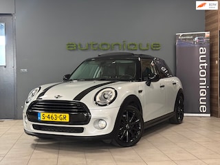 Mini Cooper 5-Deurs 1.5 Chili Serious Business Panodak/sportleder/navi/ambi-light