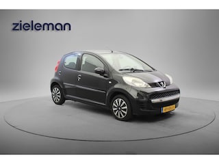 Peugeot 107 1.0 12V - Airco, Elekt. ramen, Toerenteller