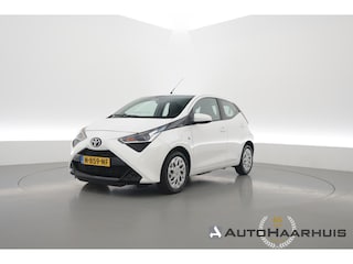Toyota Aygo 1.0 VVT-i x-play | Achteruitrijcamera | Apple CarPlay & Android Auto | DAB | Airco | 15" velgen | Elek. Ramen V.