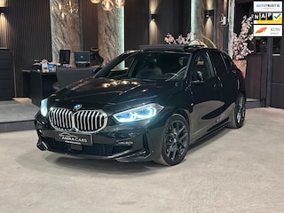 BMW 118i M pakket|PANO|SFEERVERLICHTING|BOMVOL!