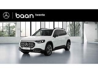Mercedes-Benz GLB 250+ Business Solution Luxury | Vast panoramadak | Trekhaak | Derde zitrij voor 2 personen | Stoelverwarming voor | Nightpakket | Spiegelpakket
