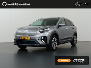 Kia Niro e-Niro DynamicPlusLine 64 kWh | SOH 95% | Schuif/Kanteldak | Stoel/Stuurwielverwarming | Adaptieve Cruise Control | Keyless Go | LED Koplampen | Navigatie |