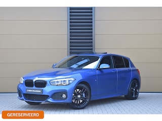 BMW 120i Edition M Sport Shadow * Glazen schuifdak - Harman / Kardon * LED * Privecyglass *