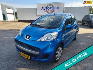 Peugeot 107 1.0-12V XS Mooie 107 met airco,centrale portervergrendeling in een frisse blauwe kleur!
