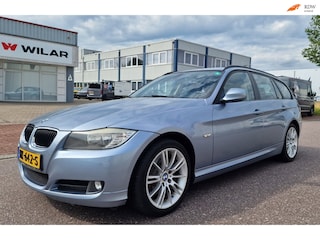BMW 3-serie Touring 318d Corporate High Executive PSENSOR NAVI CRUISE 2 X SLEUTELS