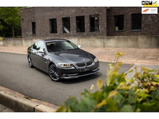 BMW 3-serie Coupé 320i High Executive (163pk) 1e Eig | BMW dealer onderhouden |