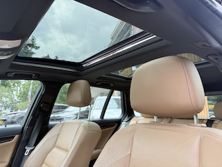 Mercedes-Benz C-klasse Estate 200 Premium Edition 184pk, Pano | Leer | Trekhaak