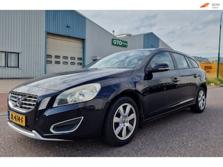 Volvo V60 1.6 DRIVe Momentum NAVI PSENSOR CRUISE 2 X SLEUTELS