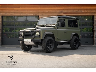 Land Rover Defender 90 136pk | Benzine