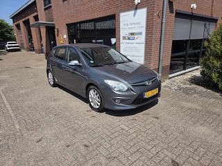 Hyundai i30 1.4i i-Motion Business,