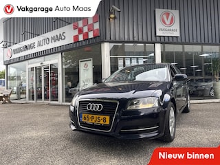 Audi A3 Sportback 1.8 TFSI Attraction Pro Line Business Meenemen €3.500,- / Clima/ Cruise Control/ APK 19/07/2027/ Lichte schade rechts+links achter