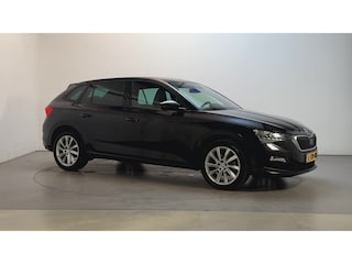 Skoda Scala 1.5 TSI 150pk DSG Sport Business Panoramadak Trekhaak Climate Control