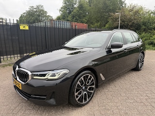 BMW 5-serie Touring 530d xDrive Business Edition Plus Carplay/Camera/Laser/Sportleer