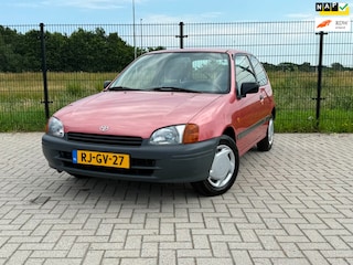 Toyota Starlet 1.3-16V | 1ste eigenaar | AIRCO | EL Ramen | Stuurbekrachtiging