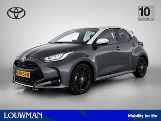 Toyota Yaris 1.5 Hybrid Executive + | Dealer Onderhouden | JBL | Head-Up Display | dodehoek detectie | Parkeersensoren voor+achter | Stoelverwarming | Apple CarPlay/Android auto | Cruise Control Adaptive | Achteruitrijcamera |