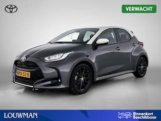 Toyota Yaris 1.5 Hybrid Executive + | Dealer Onderhouden | JBL | Head-Up Display | dodehoek detectie | Parkeersensoren voor+achter | Stoelverwarming | Apple CarPlay/Android auto | Cruise Control Adaptive | Achteruitrijcamera |