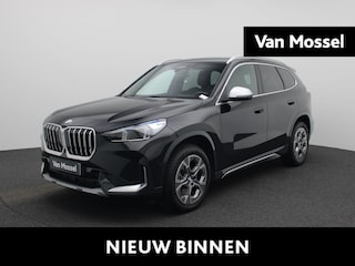 BMW X1 sDrive20i (115 kW) | Automaat | Apple Carplay | Head-up Display | Camera | Parkeersensoren | Harman/Kardon |