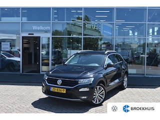 Volkswagen T-Roc 1.0 TSI 115PK Style | Climate Control | Navi By App | Lichtmetalen velgen | PDC V + A | Acc