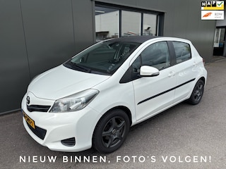 Toyota Yaris 1.0 VVT-i Aspiration / Camera / 1e Eigenaar / Dealer onderhouden!