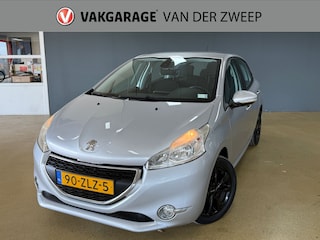 Peugeot 208 1.2 VTi Access | Sensoren | Navigatie.