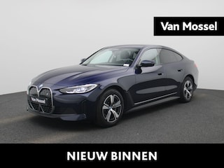 BMW i4 eDrive40 | Automaat | Apple Carplay | Camera | Parkeersensoren | Harman/Kardon |