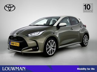 Toyota Yaris 1.5 Hybrid Style + | Dealer onderhouden | Lichte kleur half lederen interieur | Stoelverwarming | Climate Control | Cruise Control Adaptive | achteruitrijcamera |